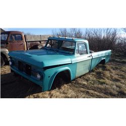 1970 DODGE 1/2 TON TRUCK,  MANY GOOD BODY PARTS