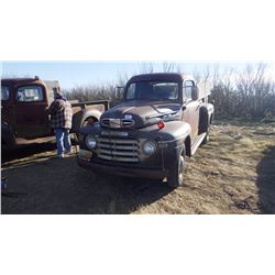 1949 MERCURY M68 1 TON TRUCK, 255 FLATHEAD V8, WILL RUN, BODY GOOD