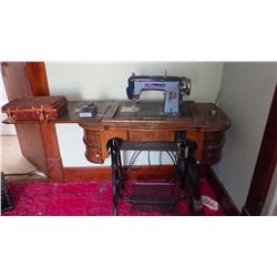 FORDELUX SEWING MACHINE