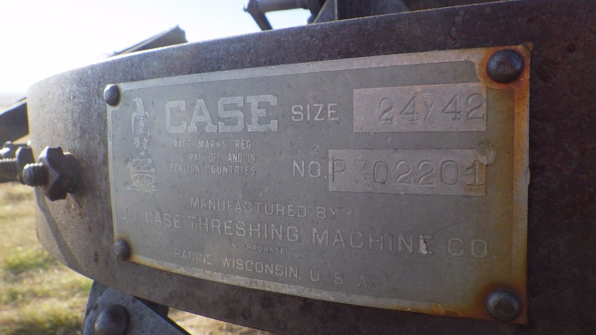 ANTIQUE CASE COMBINE SERIAL NUMBER 24X42 P302201