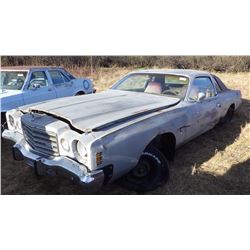 1975 DODGE CHARGER BODY ONLY, BODY ROUGH BUT HAS FACTORY SUNROOF