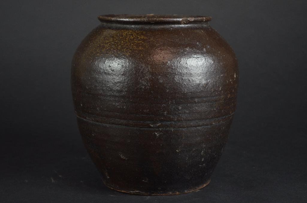 Chinese Brown Glaze Pottery Vase