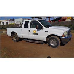 2004 Ford F250 Lariat Pick Up Truck - Extended Cab, Cold AC – (Lic. 935TSV)