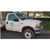 Image 2 : 1999 Ford F450 Flat Bed Truck w/Tuck-Under Lift Gate – Cold AC, (Lic. 941TSV)