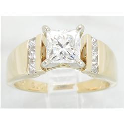 1.30 ctw Diamond Ring - 14KT Yellow Gold