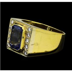 4.17 ctw Sapphire and Diamond Ring - 18KT Yellow Gold