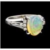 Image 1 : 2.09 ctw Opal and Diamond Ring - Platinum