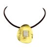 Image 2 : Matte Oval Pendant Leather Necklace - Gold Plated