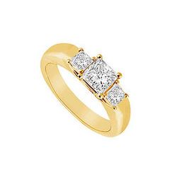 Three Stone Diamond Ring : 14K Yellow Gold - 0.33 CT Diamonds