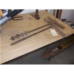 PLUG CUTTER/WOOD TAP