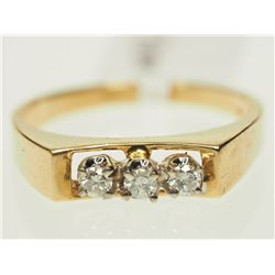 #13-10K YELLOW GOLD DIAMOND RING