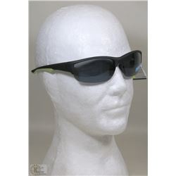 NEW MENS FOSTER GRANT SUNGLASSES