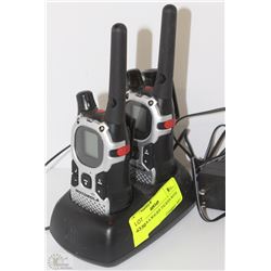 MOTOROLA WALKIE TALKIES WITH BASE