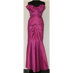 SIZE 8 PURPLE MERMAID STYLE DRESS