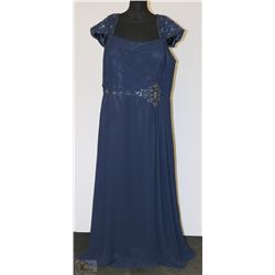 NAVY BLUE SIZE 22 BEADED SLEEVE GOWN