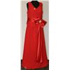 Image 1 : RED BIG BOW DRESS SIZE UNKNOWN