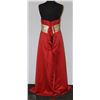 Image 2 : RED SIZE 14 STRAPLESS GOWN WITH CORSET BACK