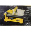 Image 1 : 7" WET TILE SAW WITH EXTENSION TABLE