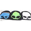 Image 1 : 3 PACK OF GLOW IN THE DARK TOQUES