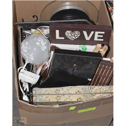 BOX OF ASSORTED HOUSEHOLD DECOR ITEMS INCL FRAMES