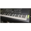 Image 1 : YAMAHA PSR-200 KEYBOARD