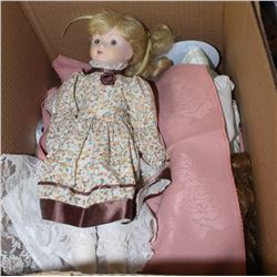 BOX OF VINTAGE PORCELAIN DOLLS