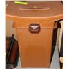 Image 1 : FENWICK WOOD COOLER SEAT LUNCHBOX