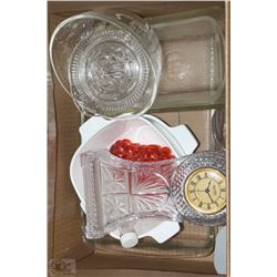 BOX OF ESTATE KITCHEN MISC