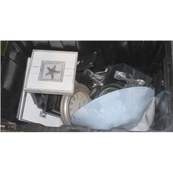 TOTE OF SHOWHOME DECOR