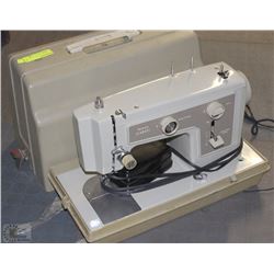 SEWING MACHINE IN CASE