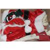 Image 1 : FLAT W/MEDIUM SIZE DOG CHRISTMAS OUTFIT