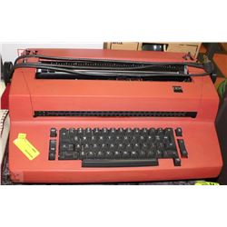 IBM ELECTRIC TYPEWRITER