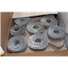 Image 1 : 3/4 BOX FULL BOSTITCH 2" X0.99" COIL NAILS