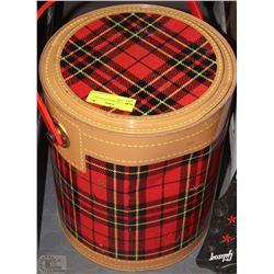 VINTAGE THE SKOTCH KOOLER 4 GAL DELUXE