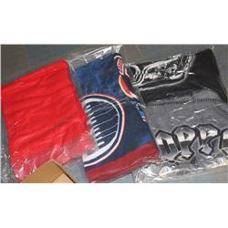 BOX W/3 THROW BLANKETS - OILER'S,