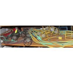 2 STRINGS OF CONSTRUCTION LIGHTING