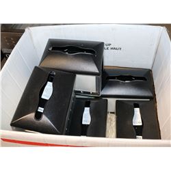 BOX OF NAPKIN DISPENSERS
