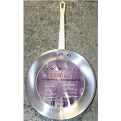 NEW MAGNUM 1100 ALUMINUM SKILLET