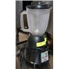 Image 1 : WARING BLENDER