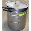 Image 1 : LOT OF 12 QT DOUBLE BOILER WITH LID AND 31/2L