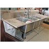 Image 1 : STAINLESS THREE COMPARTMENT SINK