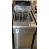 Image 1 : QUEST GAS DEEP FRYER