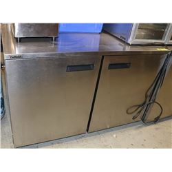 FEATURE ITEM LOT 2093 SOLD APPROXIMATELY