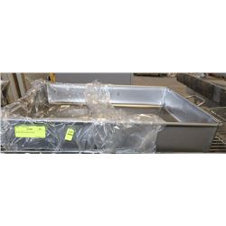 ROASTING PANS 20"X20"