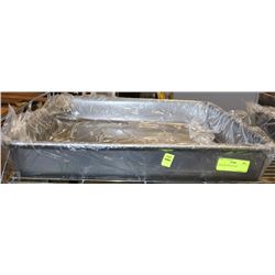 ROASTING PANS 20"X20"