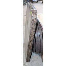 LOT OF 4 ROUND AND 2 RECTANGULAR TABLE TOPS