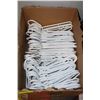 Image 1 : BOX OF 100 PLASTIC WHITE COAT HANGERS
