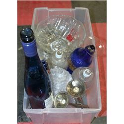 BOX OF ASSORTED DECORATIVE GLASS DISHES &