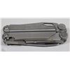 Image 1 : LEATHERMAN WAVE MULTI-TOOL