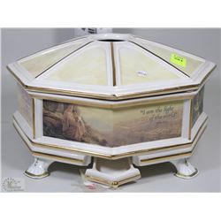 ESTATE BRADFORD EXCHANGE HOLOGRAM ORNAMENT